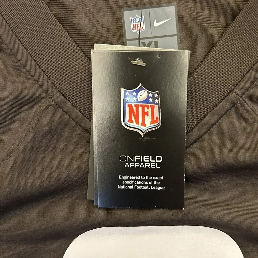 Nike Cleveland Browns NFL Mayfield #6 Football Jersey Youth Size XL - NWT $85